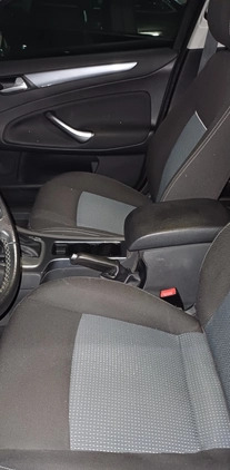 Ford Mondeo cena 26000 przebieg: 150000, rok produkcji 2012 z Warszawa małe 232